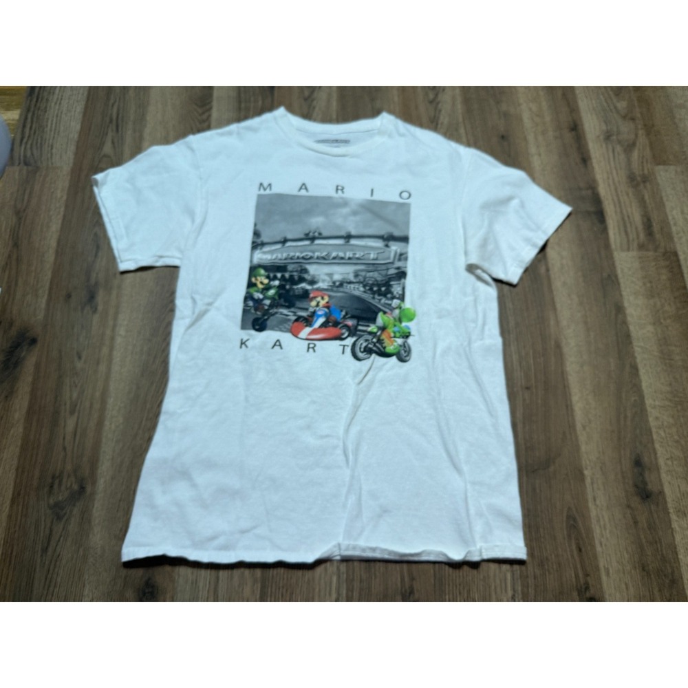 Mario Kart Shirt, Men's Size Medium, White, Mario, Luigi, Koopa Troopas Print